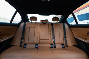 BMW 3 Series 330 2019