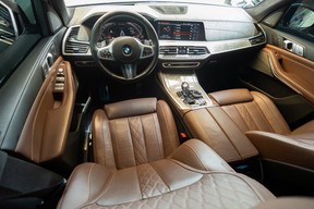 BMW X7 40i 2020