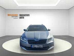Škoda Superb Combi 2016