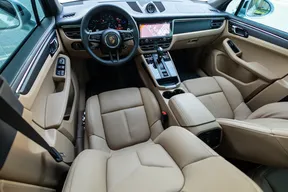 Porsche Macan 2025
