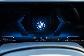 BMW X7 40i 2025