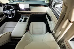 Lexus LM 350h 2024