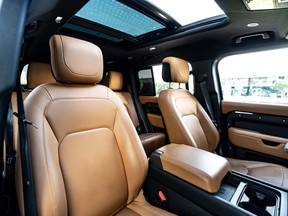 Land Rover Defender 110 2024