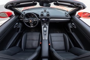 Porsche Boxster 718 2023
