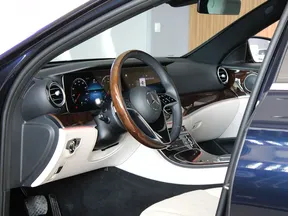 Mercedes-Benz E-Class 300 2023