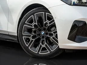 BMW 5 Series 520 2024