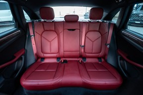 Porsche Macan S 2024