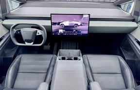 Tesla Cybertruck 2026