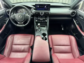 Lexus IS 300 2023