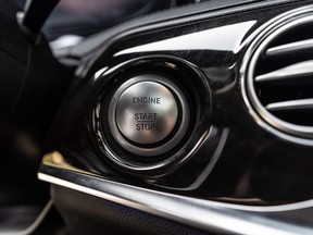 Mercedes-Benz S-Class 550 2015