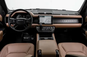 Land Rover Defender 110 2025