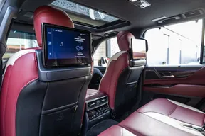 Lexus LX 700h 2025