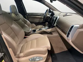 Porsche Cayenne 2013