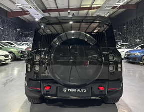 Land Rover Defender 90 2024