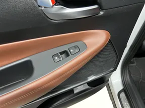 Hyundai Santa Fe 2023