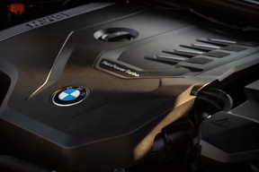 BMW 3 Series 330 2019