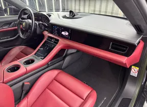 Porsche Taycan GTS 2023