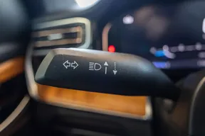 Jeep Grand Wagoneer 2023