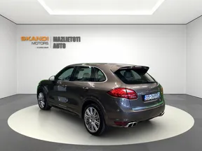 Porsche Cayenne 2013