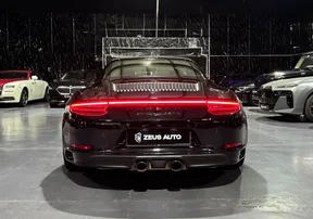 Porsche 911 Targa 4 GTS 2019
