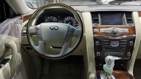 Infiniti QX80 2015