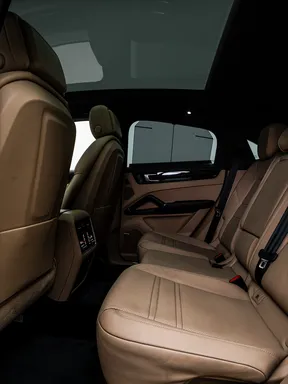 Porsche Cayenne 2022