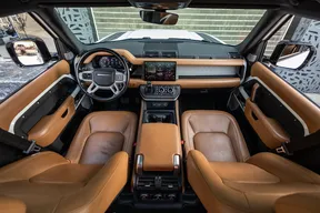 Land Rover Defender 130 2023