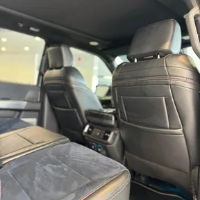 Ford F-150 Raptor 2023