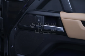 Land Rover Defender 110 2025