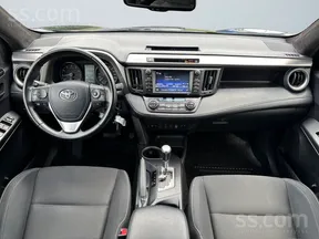 Toyota RAV4 2016