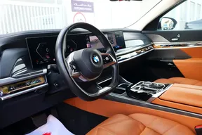 BMW 7 Series 735 2025