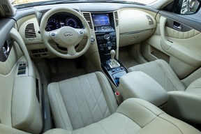 Infiniti QX70 2019