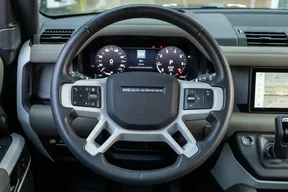 Land Rover Defender 110 2024