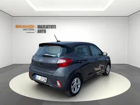 Hyundai i10 2021