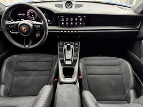 Porsche 911 Carrera GTS 2025