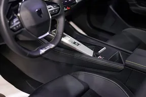 Peugeot 408 2025
