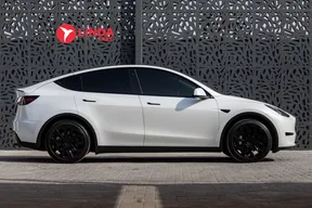 Tesla Model Y Standard Range 2023