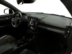Volvo XC40 T4 2022