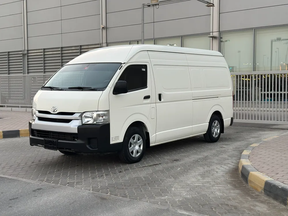Toyota HiAce 2021
