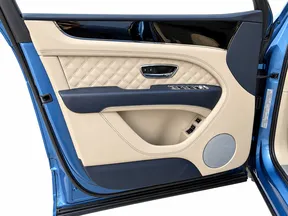 Bentley Bentayga 2023