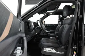 BYD Leopard 8 2025