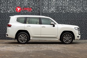 Toyota Land Cruiser 2023