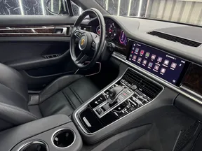 Porsche Panamera 2022