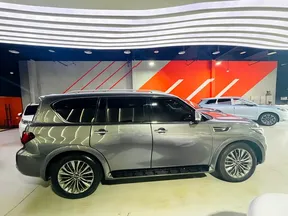 Infiniti QX80 2021