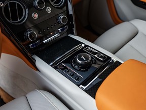 Rolls-Royce Cullinan Black Badge 2023