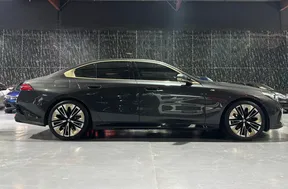 BMW 5 Series 520 2024