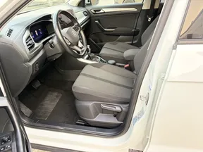 Volkswagen T-Roc 2024