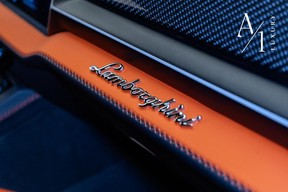 Lamborghini Urus 2025