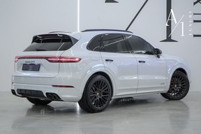 Porsche Cayenne GTS 2021