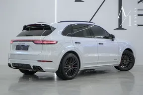 Porsche Cayenne GTS 2021